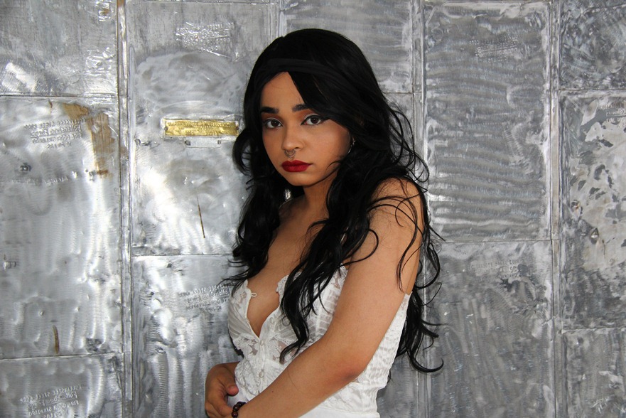 Keir Delaney shoots Indigo -Studio Photography, Shot at FD Photo Studio, rental stages, Photoshop, Photoshoot, photography services, photographer, New-York, New York Photo Studio, Model, Keir Delaney shoots Indigo, FD photo studio, blog, beauty shoot, !NYC1, !done