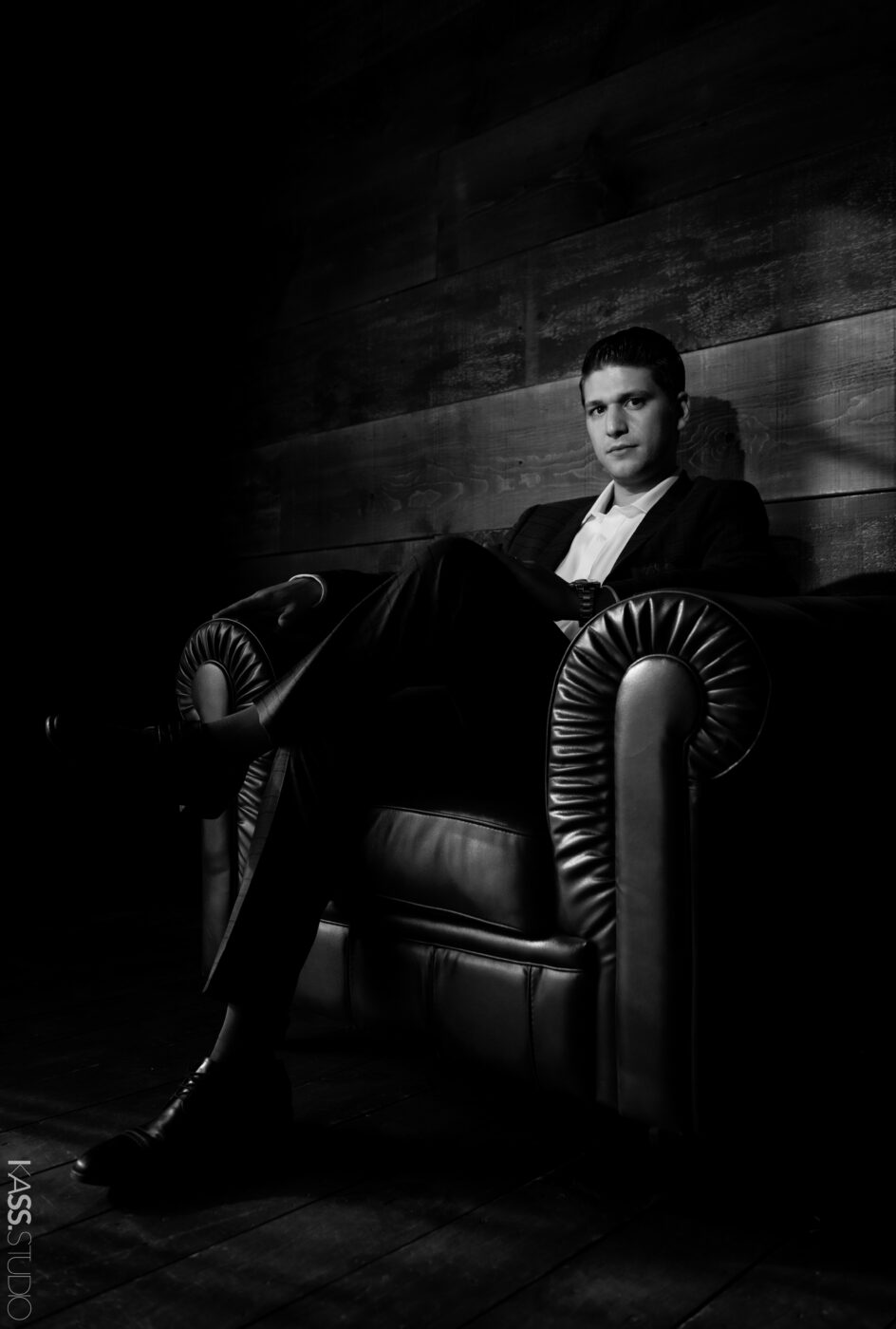 Serge KASS's Dramatic Portraits -Studio Photography, Shot at FD Photo Studio, Serge KASS's Dramatic Portraits, rental stages, Photoshop, Photoshoot, photography services, photographer, New-York, New York Photo Studio, Model, FD photo studio, blog, beauty shoot, !NYC2, !done