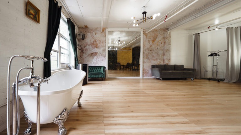 Rental Photo Studio in New York Queens Brooklyn Astoria 6