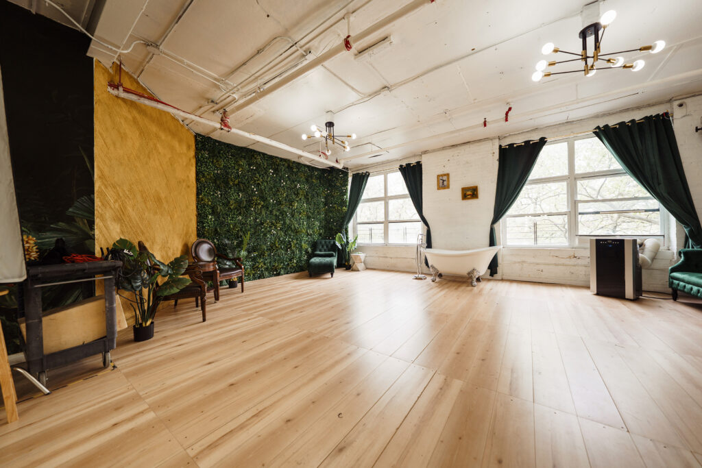 New Daylight, Interior, Blackout, Cyc Wall Photo Studios in Astoria NYC! -