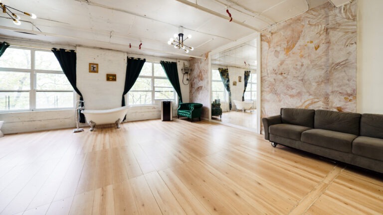 Rental Photo Studio in New York Queens Brooklyn Astoria 6