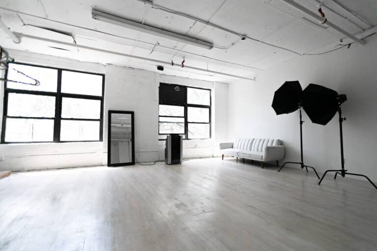 Studio Gallery Studio Gallery