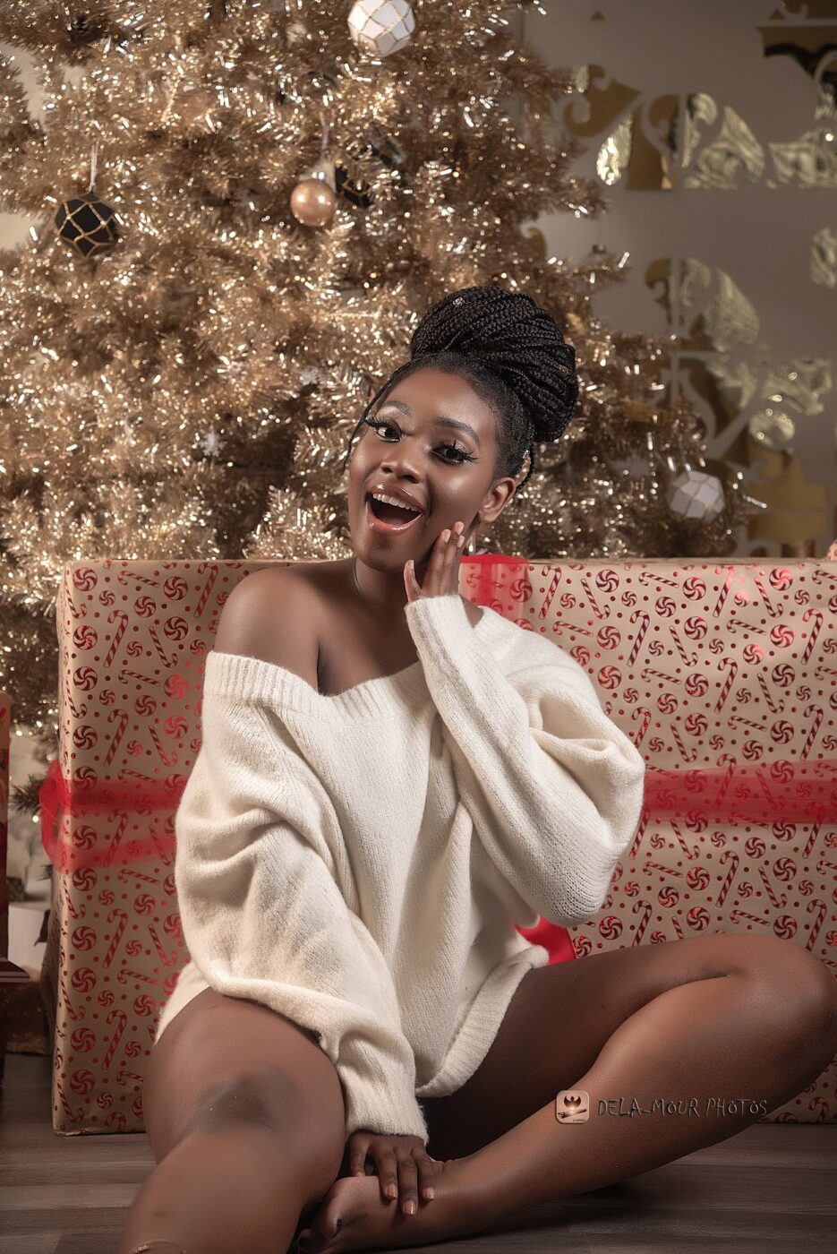 Xmas Shoot with Chai Milcent -white industrial studio, Rent a Studio, Photostudio, Photography Studio, photographer, NYC6, NY Studio 6, New-York City, New-York, Long Island, Hourly Studio Rental, Exposed block Studio New York, Exposed block studio, Brooklyn, Affordable