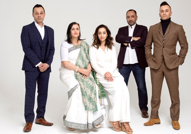 Huuuge Group Shoot at the Cyc Wall Stage -Studio Photography, Shot at FD Photo Studio, rental stages, Photoshop, Photoshoot, photography services, photographer, New-York, New York Photo Studio, Model, Huuuge Group Shoot at the Cyc Wall Stage, FD photo studio, blog, beauty shoot, !NYC1, !done