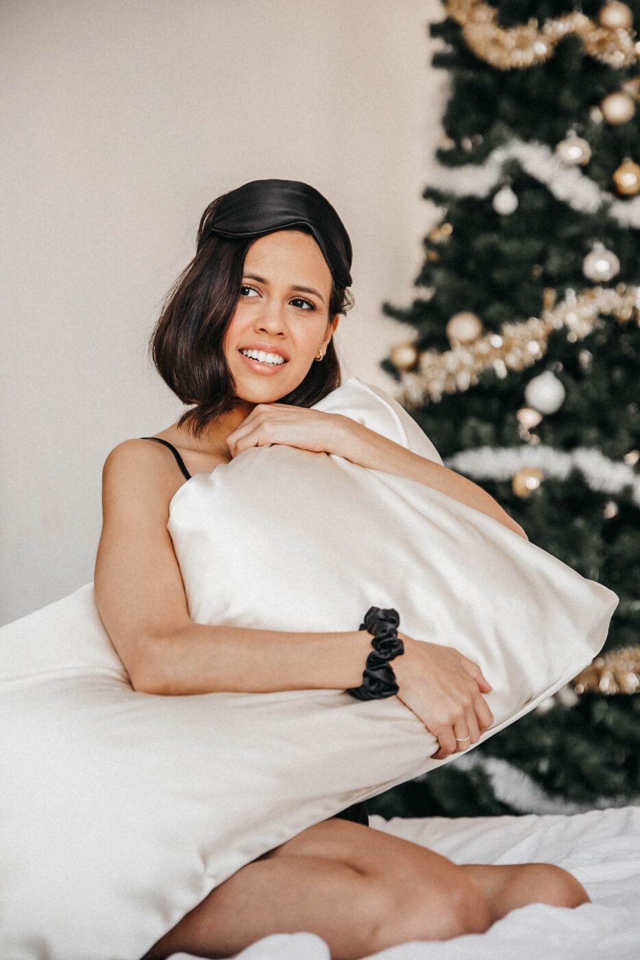 Moonstone Silks In Hill 1 -wrongron, Wrong Ron, white leather comfy chair, Studio Photography, rental stages, Photoshop, Photoshoot, photosbyleemalee, photography services, photographer, Moonstone Silks In Hill 1, Model, Los Angeles, Leema Lemoan, FD photo studio, DTLA, blog, bed photoshoot, bed, beauty shoot, !Hill1, !done