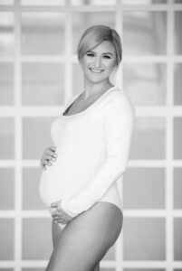 Maternity Shoot By Jakub In Astoria 10 Maternity Shoot By Jakub In Astoria 10