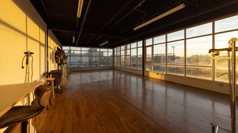 Brooklyn 4 - daylight photo studio in NYC