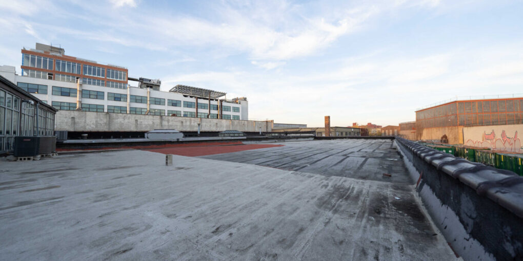 Brooklyn 2 - daylight photo studio with rooftop access in NYC