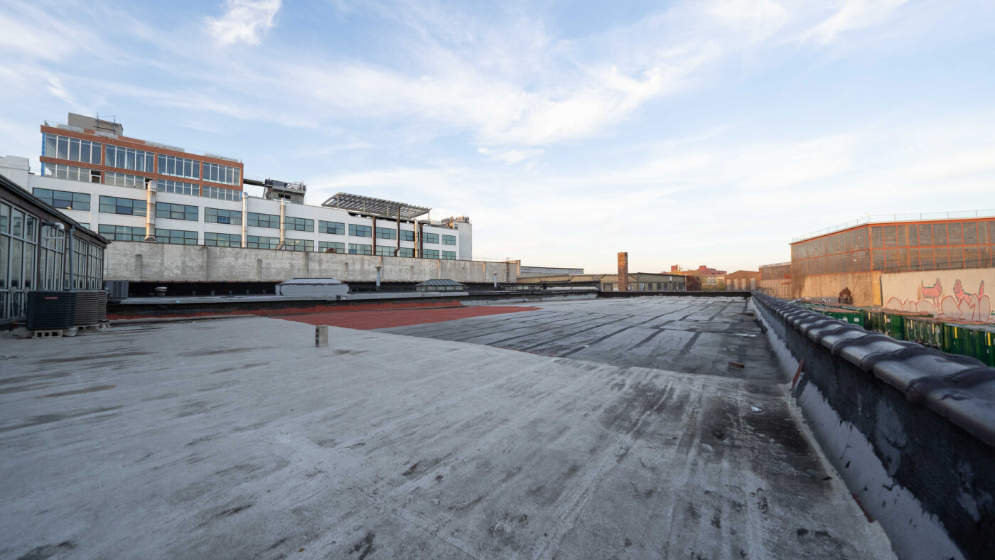 Brooklyn 2 - daylight photo studio with rooftop access in NYC