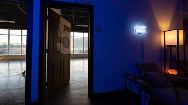 Brooklyn 5 - Daylight photo studio in NYC Brooklyn 5 - Daylight photo studio in NYC
