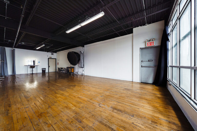 Rental Photo Studio in New York Queens Brooklyn Scott 3 Rental Photo Studio in New York Queens Brooklyn Scott 3