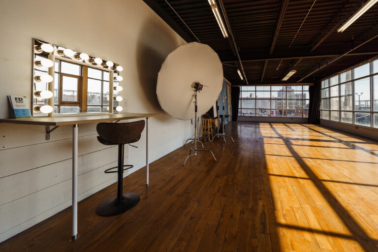 Rental Photo Studio in New York Queens Brooklyn Scott 4