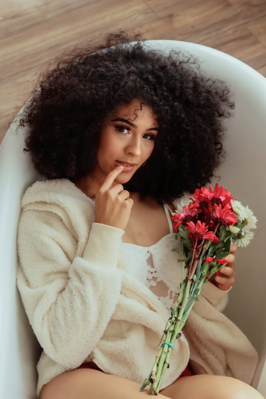 Amiee Novillo In Art 3 -wrongron, Wrong Ron, Stage Art 3, Shot at FD Photo Studio, Rose wall, props, Photoshop, Photoshoot, photography services, photographer, FD photo studio, DTLA, blog, bathtub, Art Studios, Amiee Novillo In Art 3, !done, !Art3