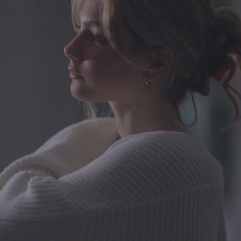 AnnelieElina IN Art 1 Stage