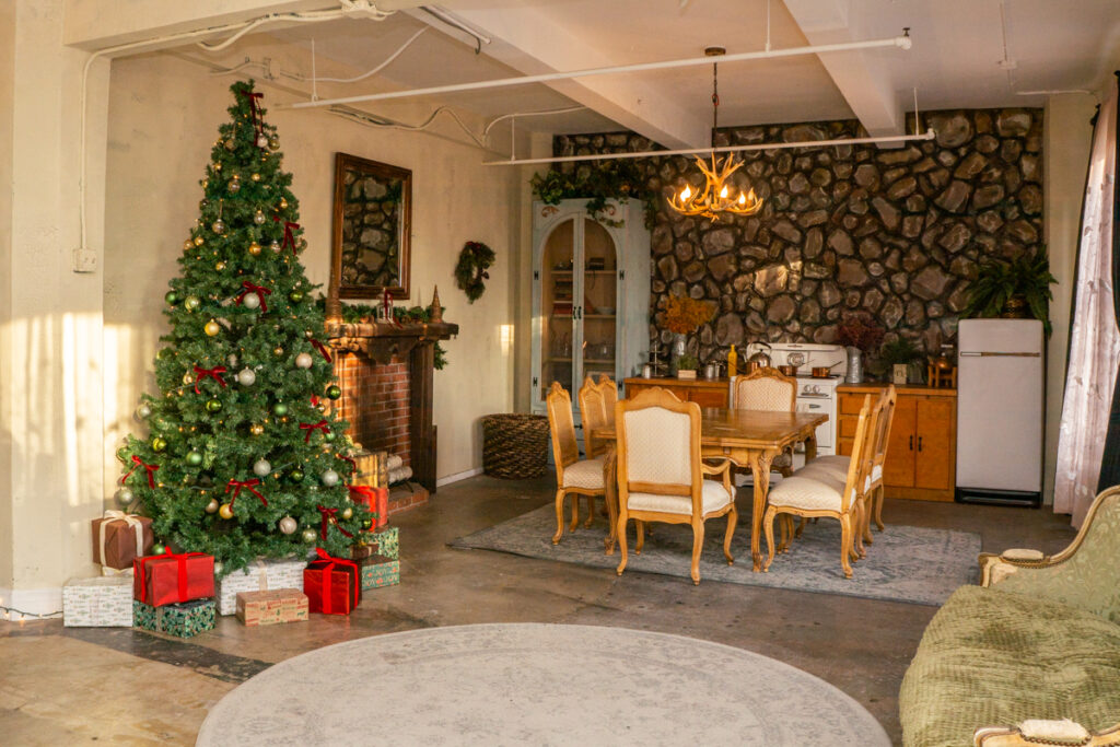 Top Christmas-Decorated Photo Studios in Los Angeles in 2025 -