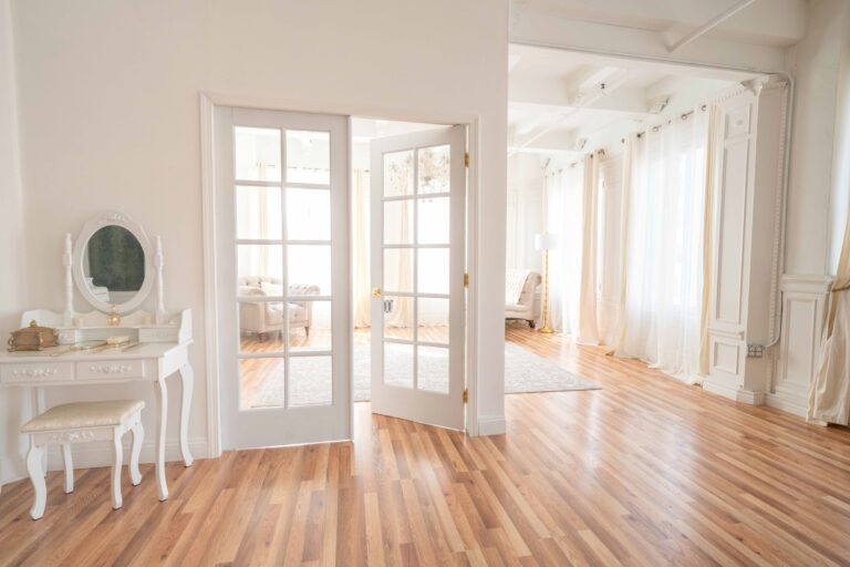 LA Loft 1 - French Loft Los Angeles Photo Studio