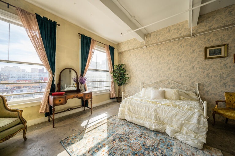 Loft 3 - French loft photo studio in Los Angeles