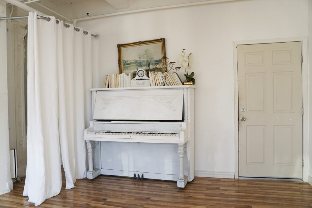 Loft 1 - interior photo studio with in Los Angeles