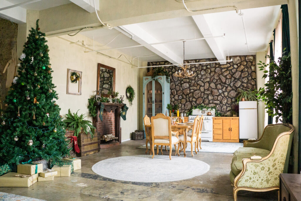 Top Christmas Photo Studios in Los Angeles: Capturing Holiday Magic -