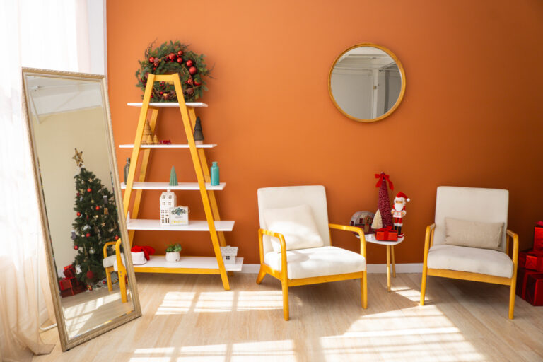 Daylight Loft Photo Studio studio in Los Angeles with Christmas tree_Loft 2-5 Daylight Loft Photo Studio studio in Los Angeles with Christmas tree_Loft 2-5