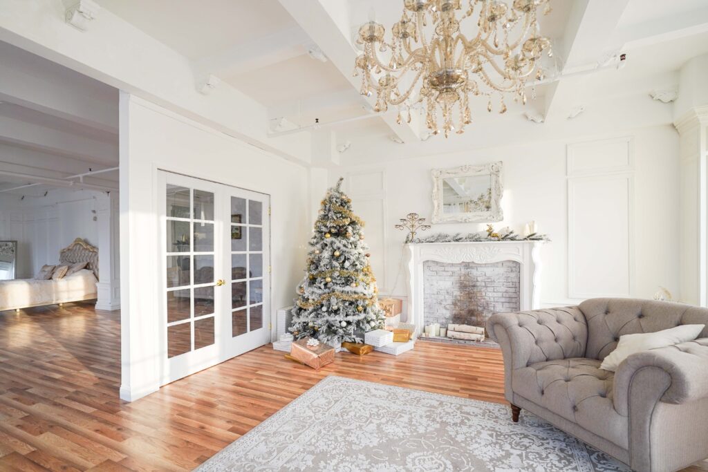 Top Christmas Photo Studios in Los Angeles: Capturing Holiday Magic -