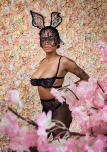 B James + Aliyah -white industrial studio, Rent a Studio, Photostudio, Photography Studio, photographer, NYC6, NY Studio 6, New-York City, New-York, Long Island, Hourly Studio Rental, Exposed block Studio New York, Exposed block studio, Brooklyn, B James + Aliyah, Affordable