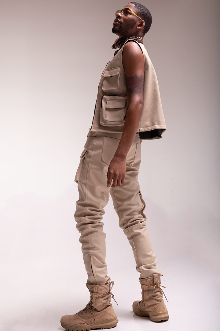 Kelly Randall at FD Chicago Studios -white industrial studio, Rent a Studio, photostudio Chicago, Photostudio, Photography Studio, photographer, Kelly Randall at FD Chicago Studios, Hourly Studio Rental, FD Studios Chicago, FD Chicago, Chicago photo studio, Chicago 7, Chicago, Brick Corner, Affordable Photo studio Chicago, Affordable, !Chicago7