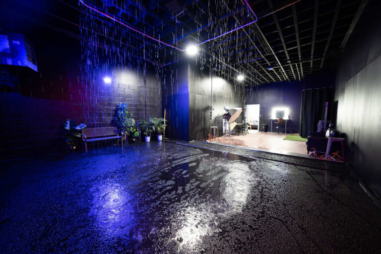 Metro 3 - Rain room with RGB lights photo studio in New York Metro 3 - Rain room with RGB lights photo studio in New York