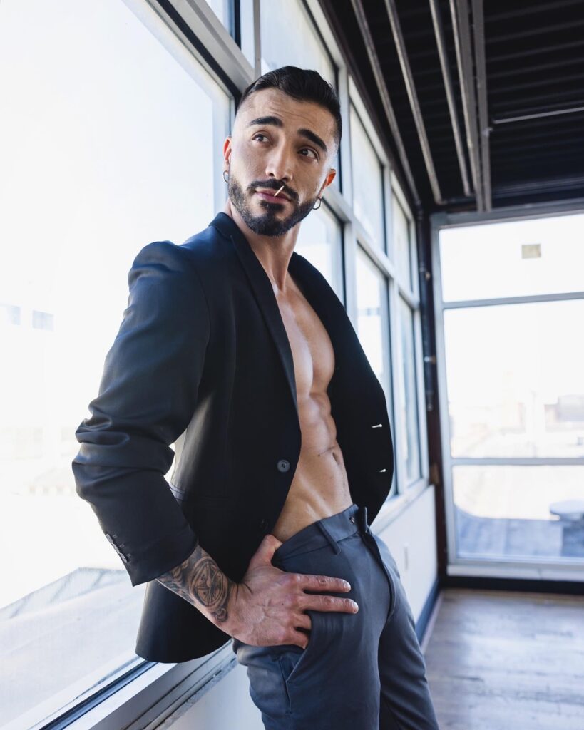 Leonardo Britto at FD Studios -white industrial studio, Rent a Studio, photostudio Chicago, Photostudio, Photography Studio, photographer, Leonardo Britto at FD Studios, Hourly Studio Rental, Flower Wall, FD Studios Chicago, FD Chicago, Chicago5, Chicago photo studio, Chicago, Brick Corner, Affordable Photo studio Chicago, Affordable