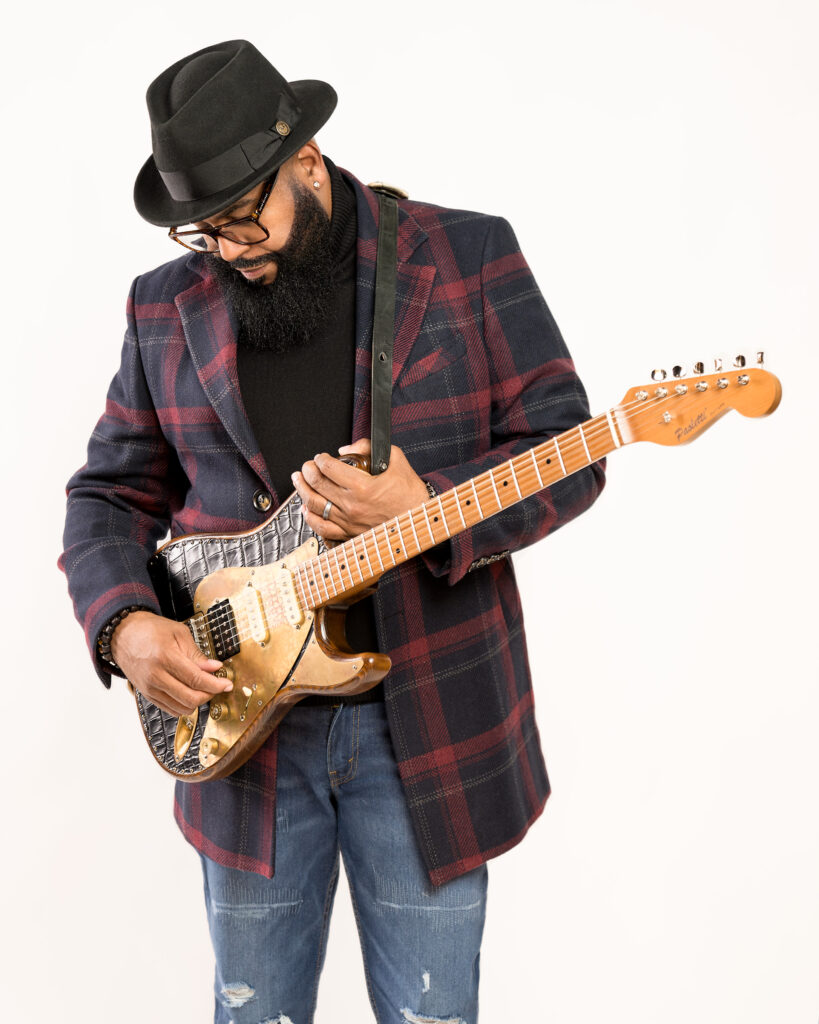 Joey Woolfalk and Mike Taylor at FD Studios -white industrial studio, Rent a Studio, photostudio Chicago, Photostudio, Photography Studio, photographer, Joey Woolfalk and Mike Taylor at FD Studios, Hourly Studio Rental, Flower Wall, FD Studios Chicago, FD Chicago, Chicago5, Chicago photo studio, Chicago, Brick Corner, Affordable Photo studio Chicago, Affordable