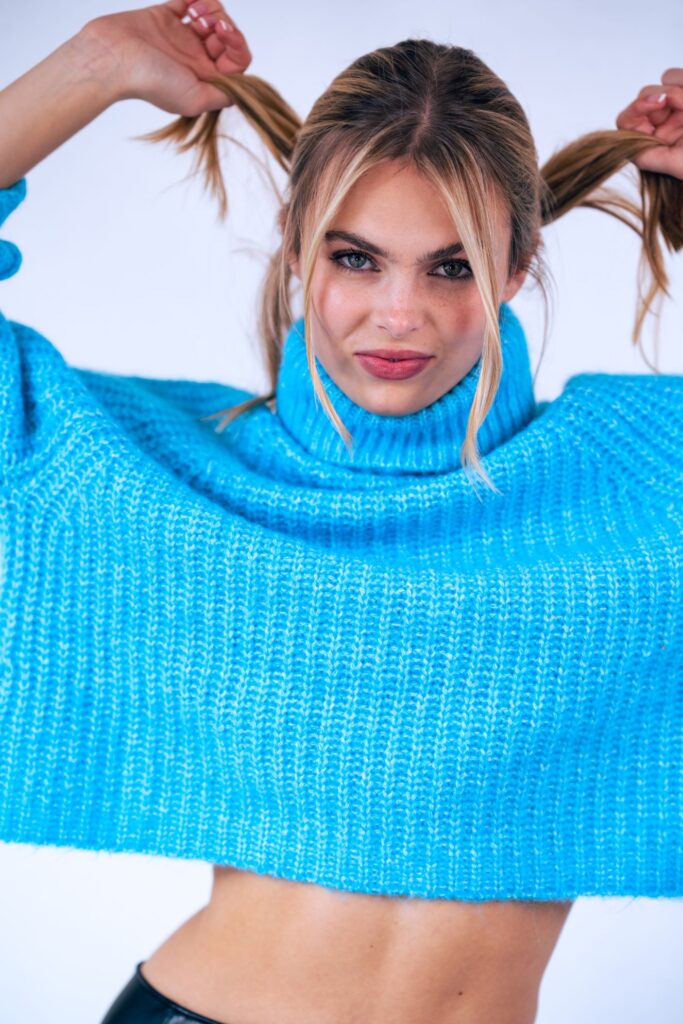 Ava Elliott by Akshay Shah  -wrongron, Wrong Ron, Studio Photography, Shot at FD Photo Studio, rental stages, pro stage I, Los Angeles, FD photo studio, fashion, blog, !Stage Pro I, !done