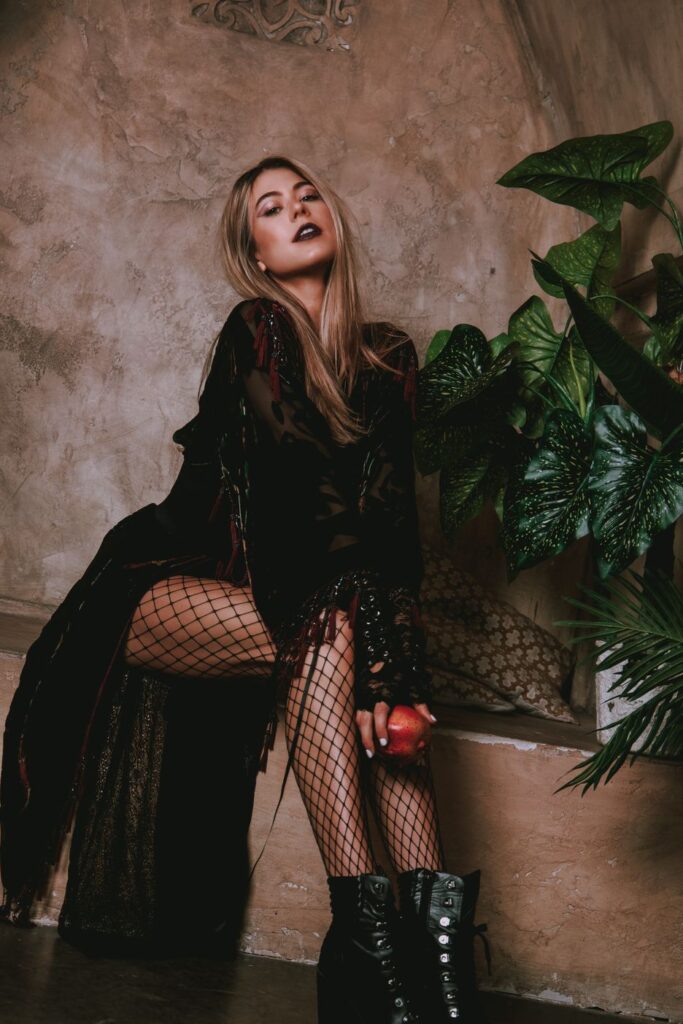 Nicole Lockhart Visits FD Hill 6 Studio -shower, Rental Studio, red leather lounge chair, Photo Blog, moroccan tile shower corner, Los Angeles, LA Rental Studio, Hill6, Hill Location, Hill 6, grass wall with white flowers, gloss floor, garland wall, FD photo studio, DTLA