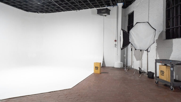 Metro 6 - White cyclorama wall photo and video shoot in New York