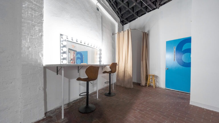 Metro 6 - White cyclorama wall photo and video shoot in New York