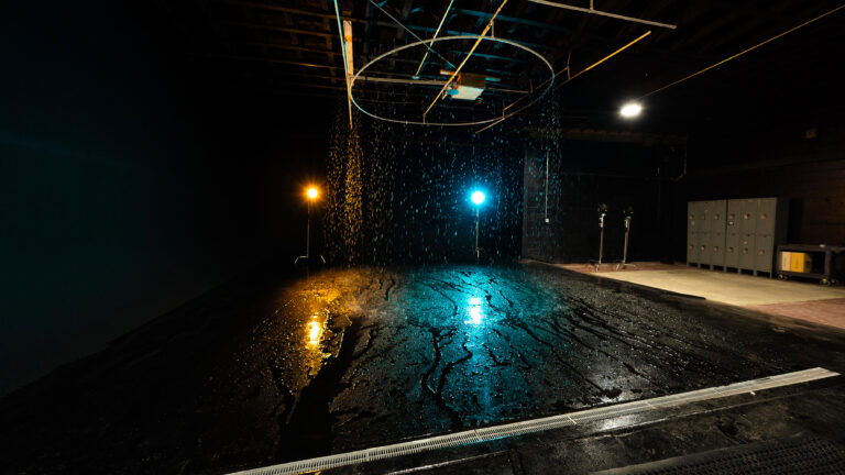 Metro 5 - Rain Room photo and video studio in New York Metro 5 - Rain Room photo and video studio in New York