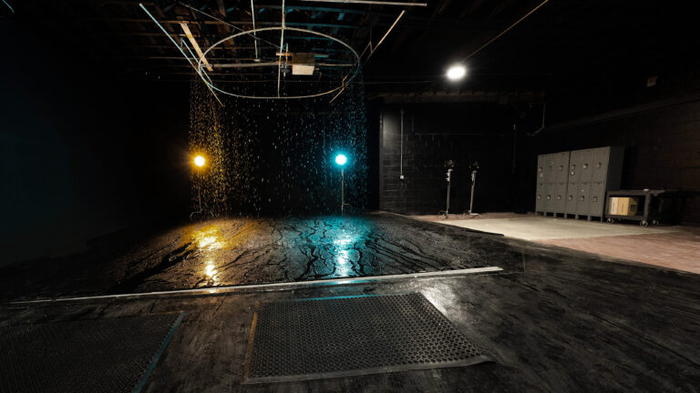 Metro 5 - Rain Room photo and video studio in New York Metro 5 - Rain Room photo and video studio in New York