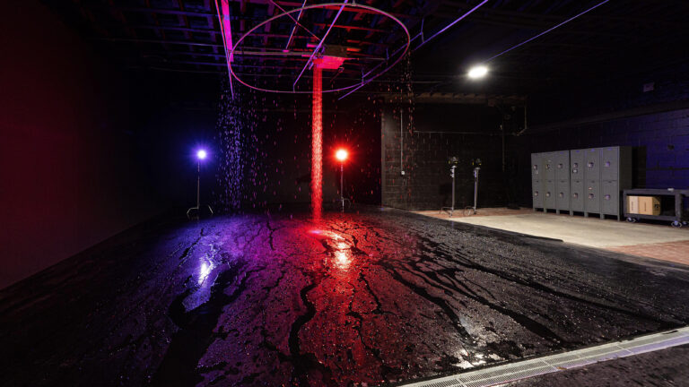 Metro 5 - Rain Room photo and video studio in New York Metro 5 - Rain Room photo and video studio in New York
