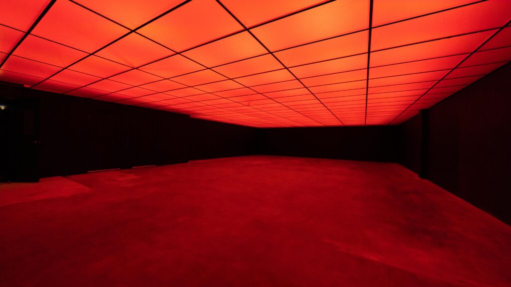 Cinematic Photography Basics: How to Create Film-Like Images in a Studio -