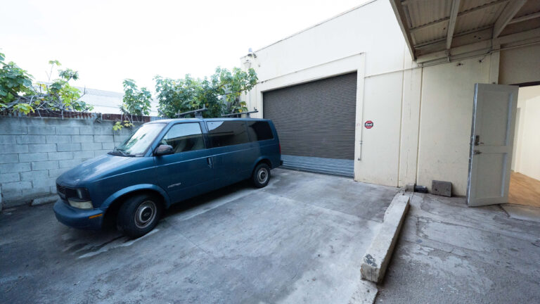 Large production studio for rent for video projects and filming Yukon 4 Large production studio for rent for video projects and filming Yukon 4