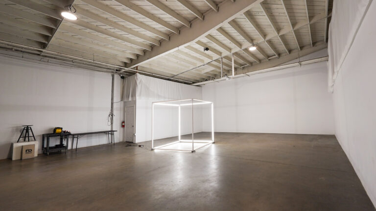Yukon 4 Large rental production photo studio with car access Yukon 4 Large rental production photo studio with car access