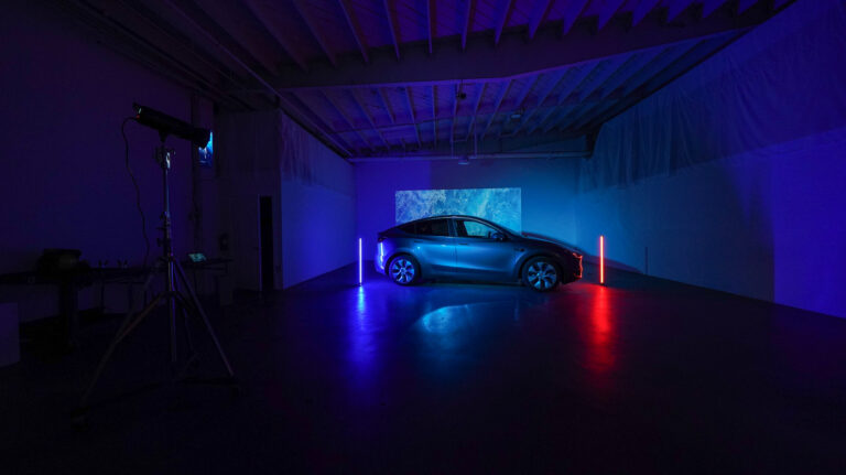 Yukon 4 Large rental production photo studio with car access Yukon 4 Large rental production photo studio with car access