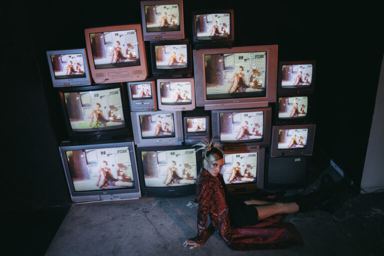 Olympic 3 - Car Turntable photo studio with RGB lights in Los Angeles