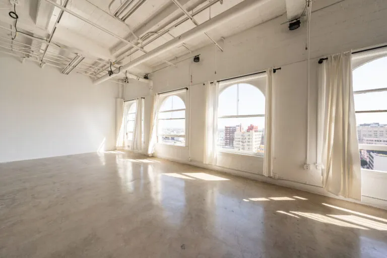 Daylight Loft Photo Studio for Rent in DTLA - Loft 5-1