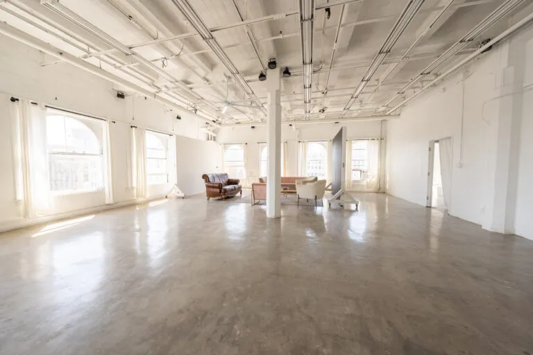 Daylight Loft Photo Studio for Rent in DTLA - Loft 5-10
