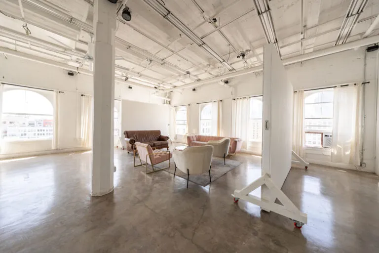 Daylight Loft Photo Studio for Rent in DTLA - Loft 5-17
