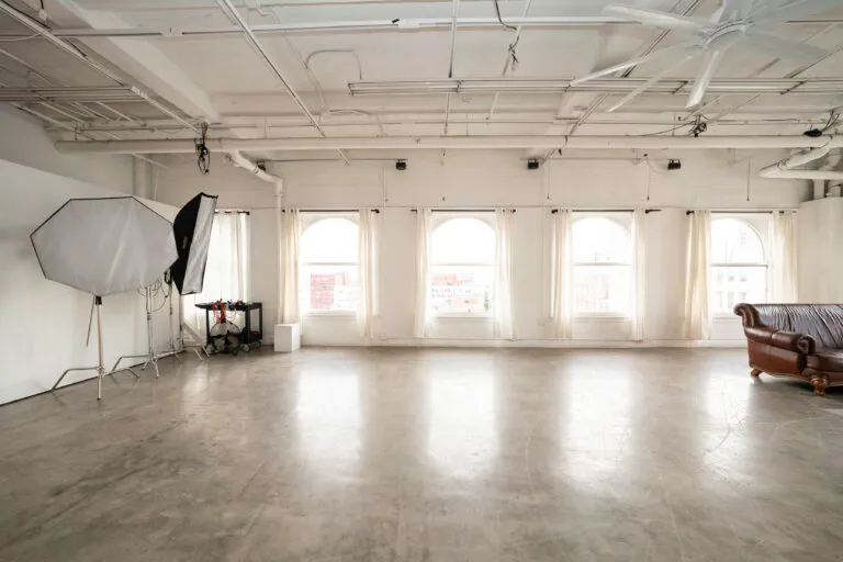 Daylight Photo Studio in Los Angeles with red backdrop_Loft 5_web size6