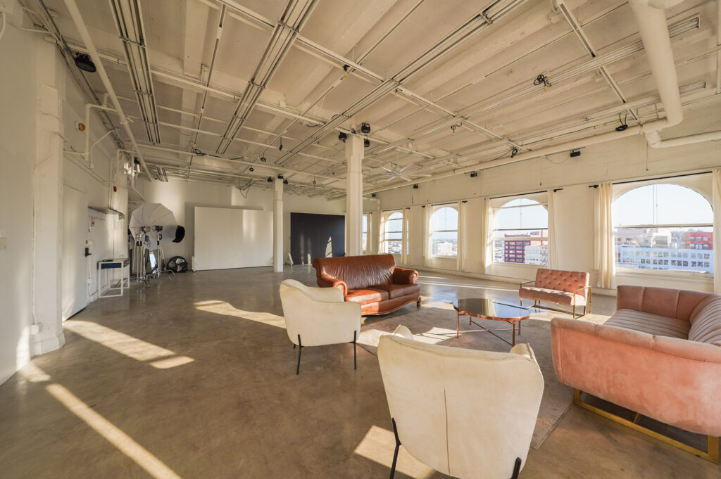 Top Christmas-Decorated Photo Studios in Los Angeles in 2025 -