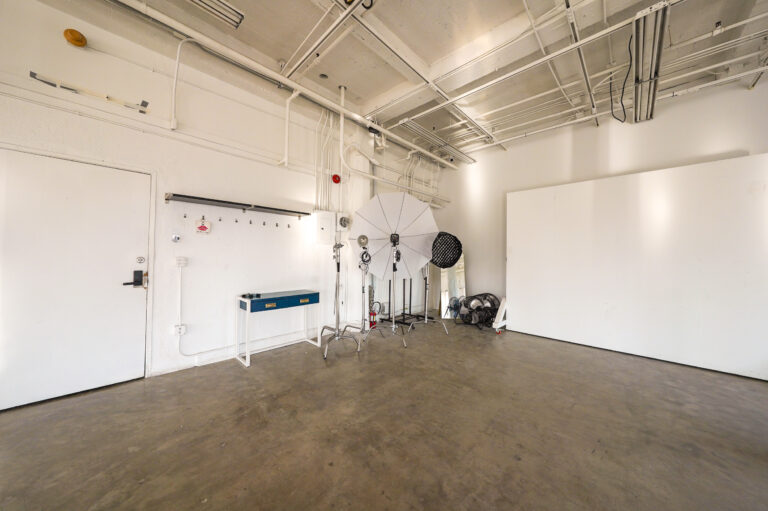Daylight Photo studio for rent in Los angeles with arched windows and dt views Daylight Photo studio for rent in Los angeles with arched windows and dt views