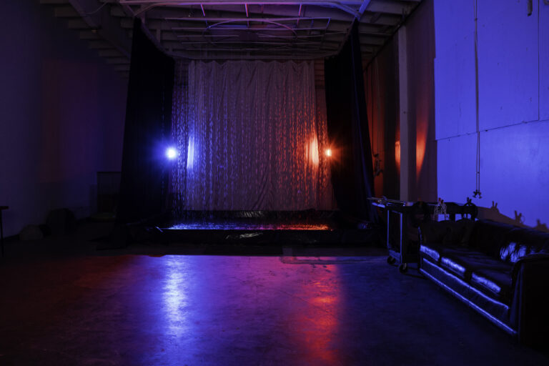 Photo Studio with rain feature and water pool in Los Angeles_Yukon 300003 Photo Studio with rain feature and water pool in Los Angeles_Yukon 300003