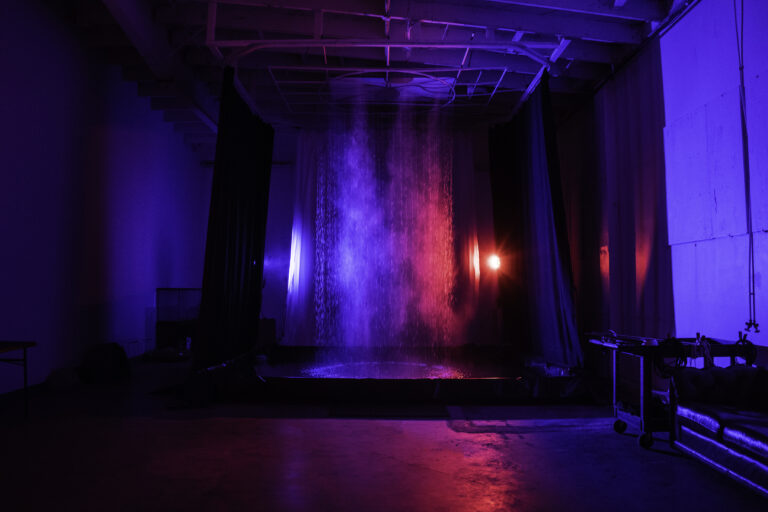 Photo Studio with rain feature and water pool in Los Angeles_Yukon 300009 Photo Studio with rain feature and water pool in Los Angeles_Yukon 300009